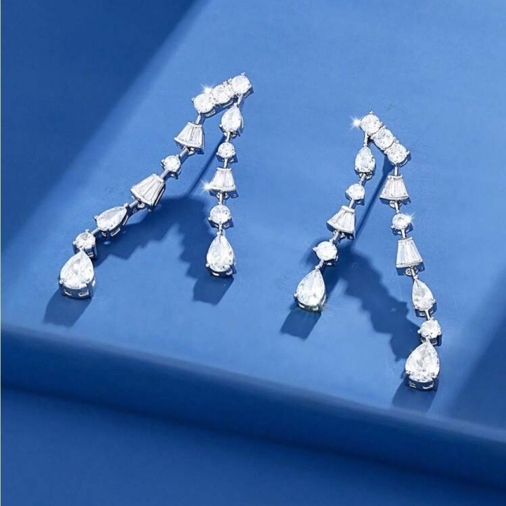 crystal drop Earrings Q578